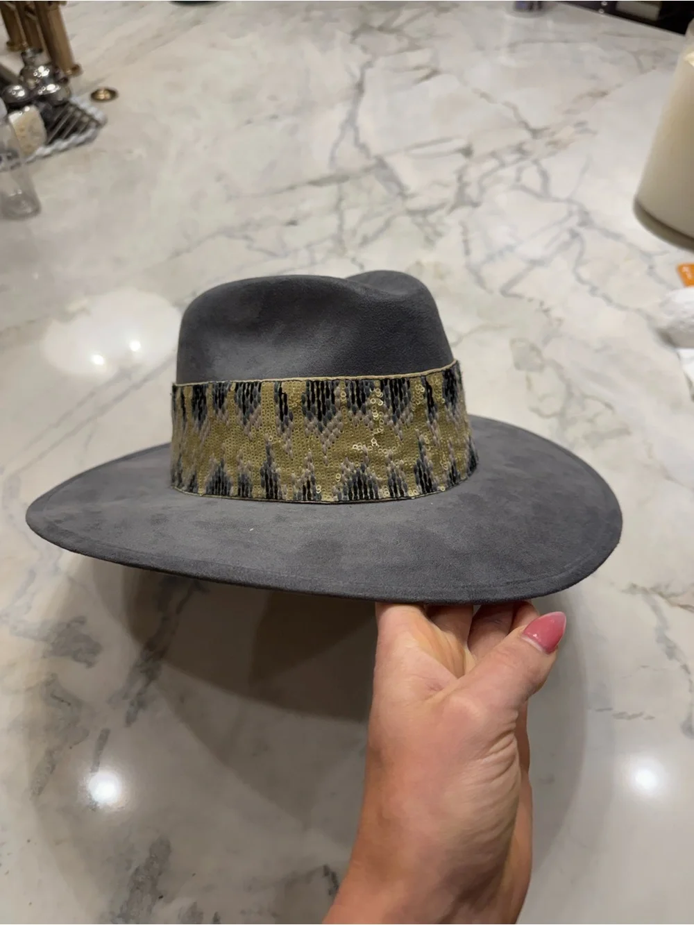 Palo de Yucca Wide-Brim Gray Felt Fedora with Patterned Band